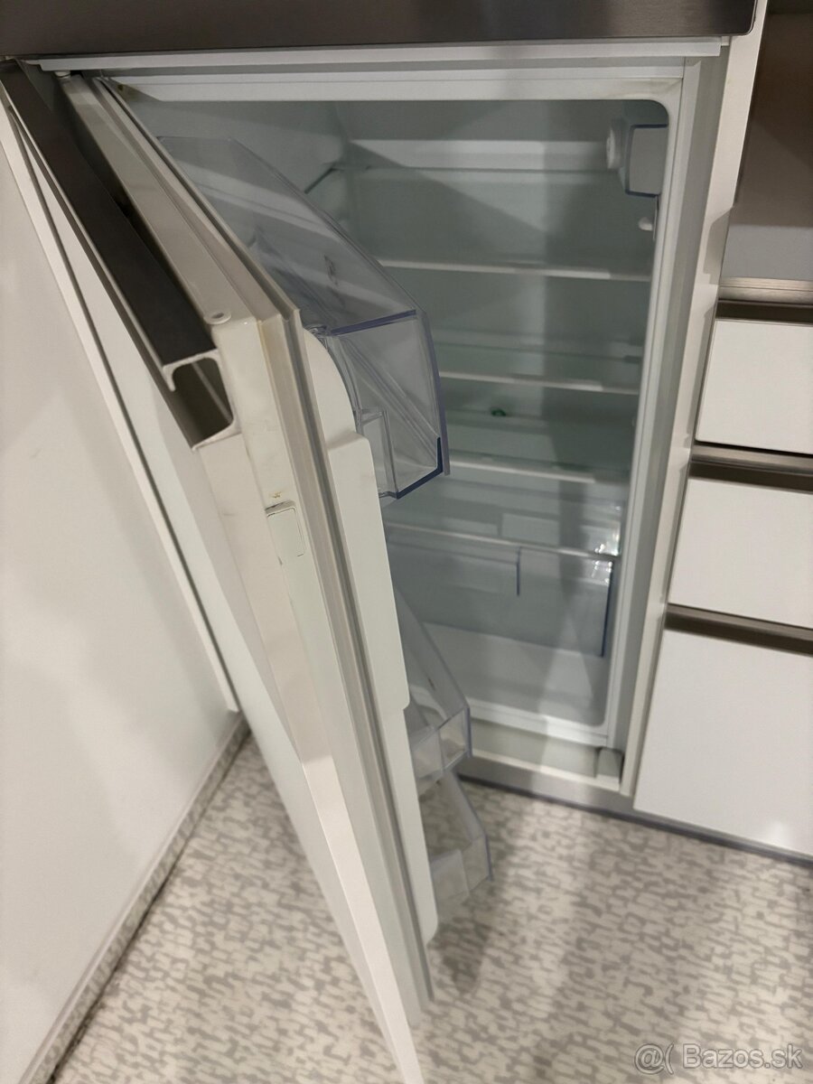 Vstavaná chladnička