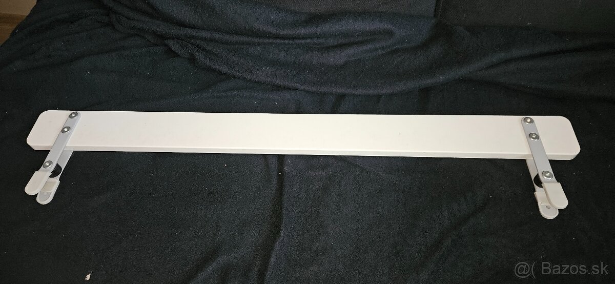 Zabrana na postel Ikea