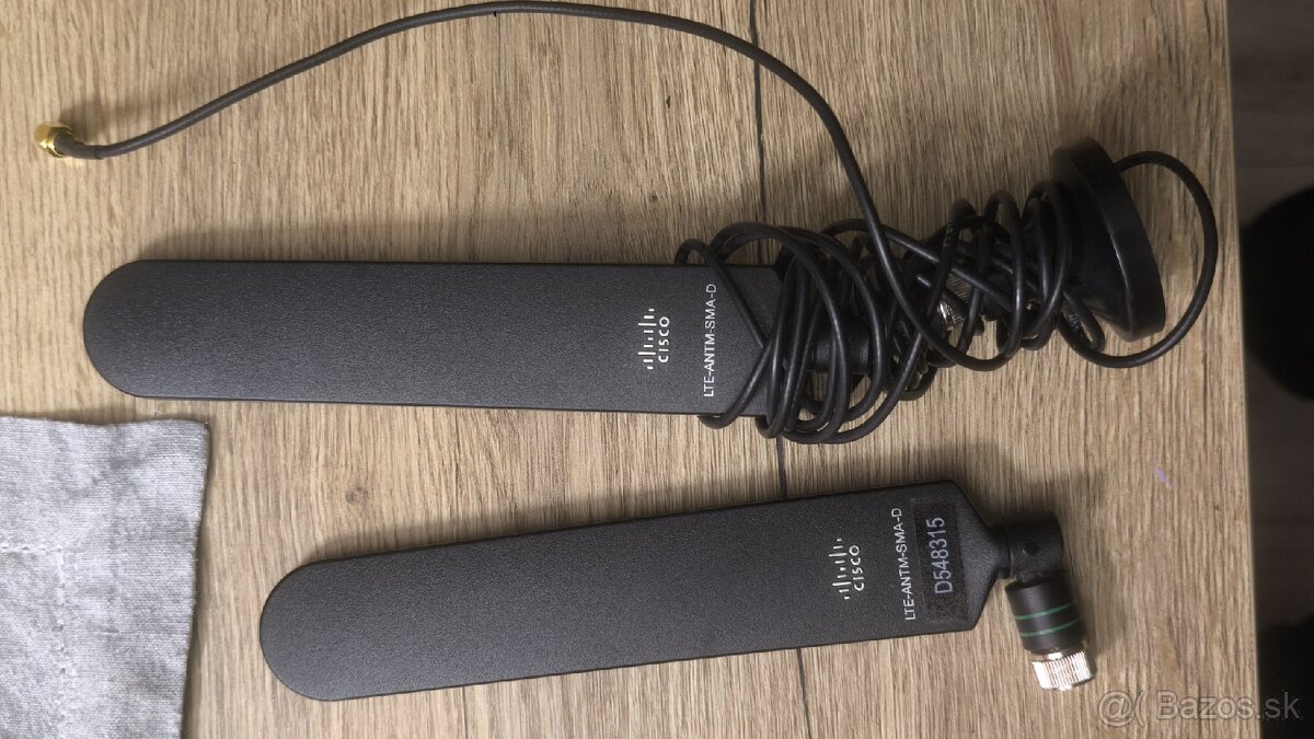 Predám Cisco Series900 C921-4pltegb,C927-4P,Meraki MR20