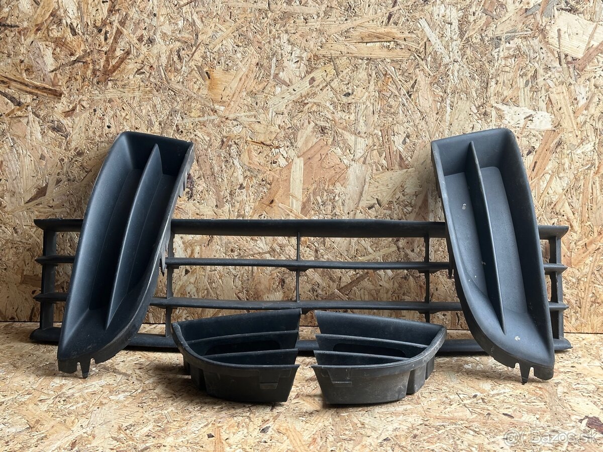 Kompletné mriežky nárazníka Octavia 2 facelift