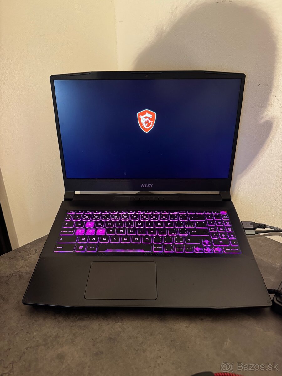 Herný notebook MSI Katana 15 / RTX 4070TOP STAV