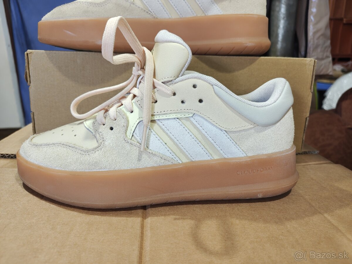 Adidas tenisky