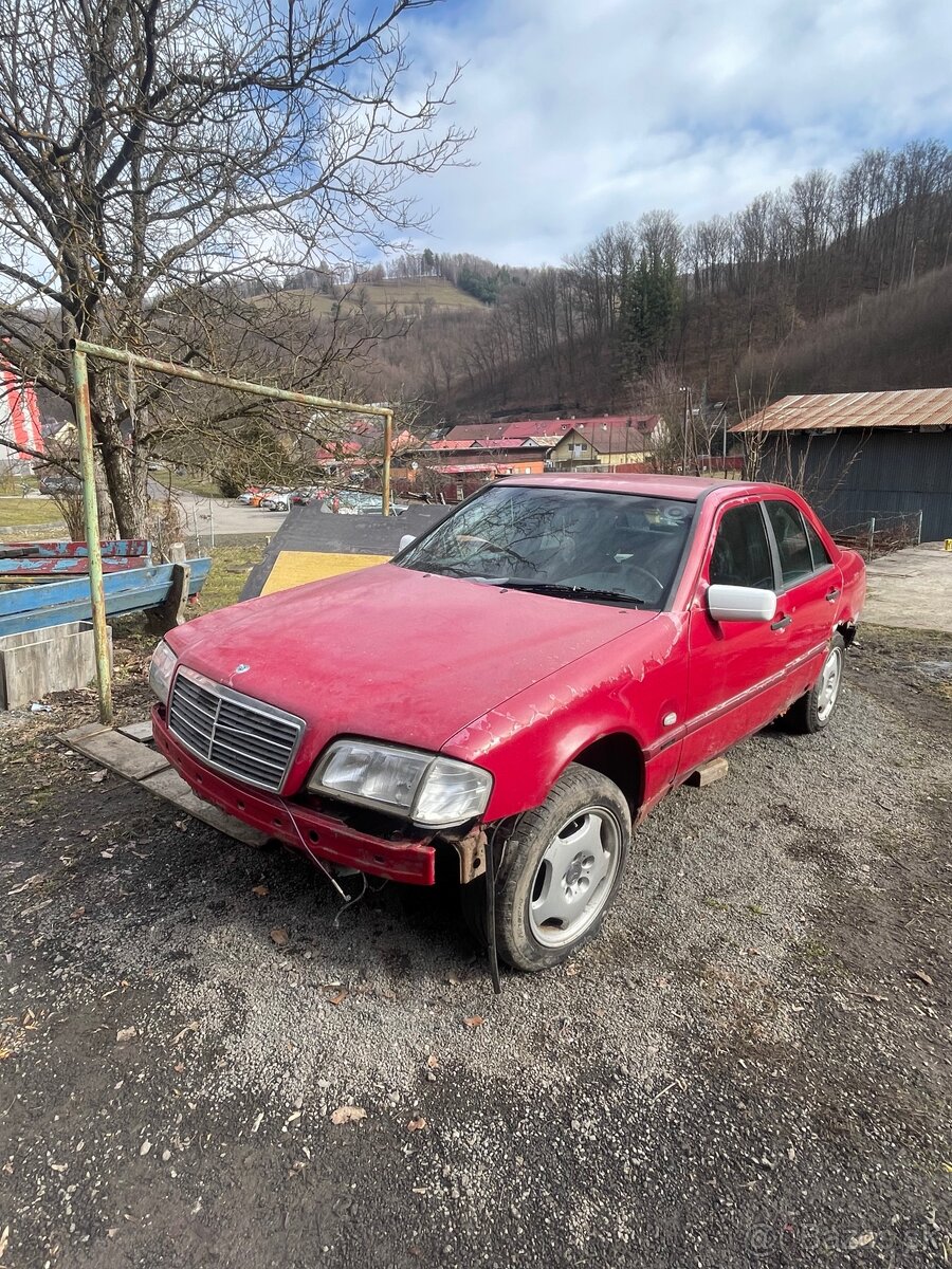 W202 Rozpredam