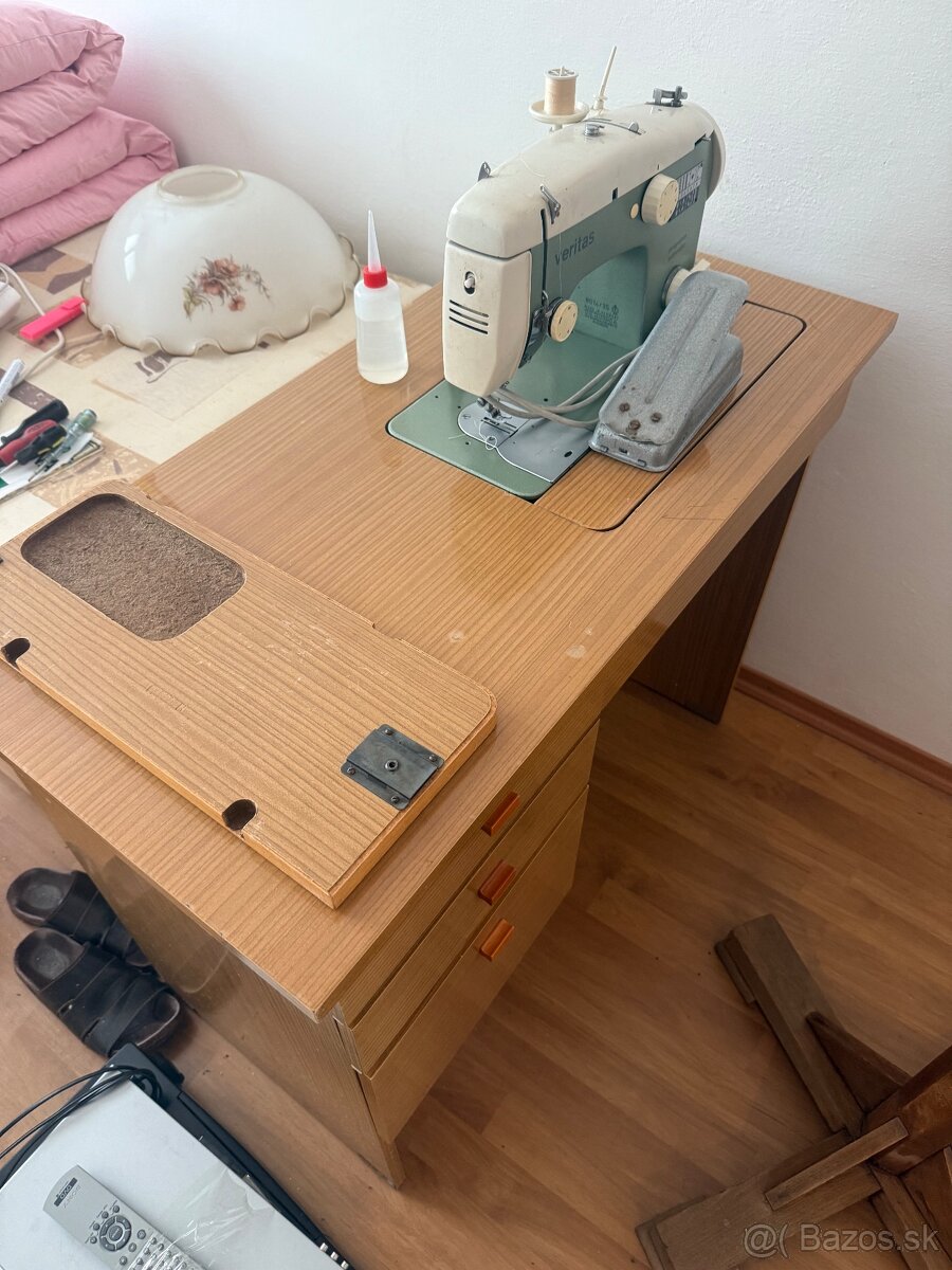 Šijací stroj Veritas