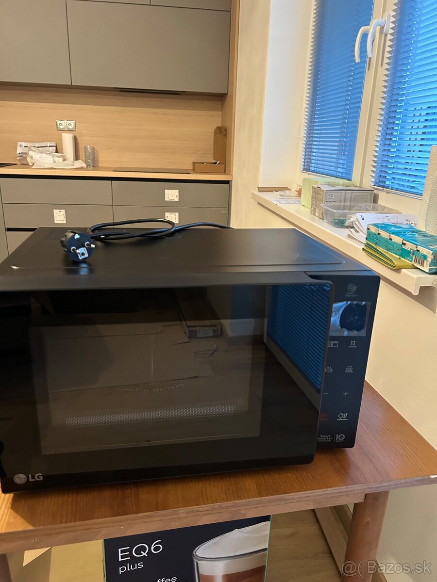 LG mikrovlna rúra