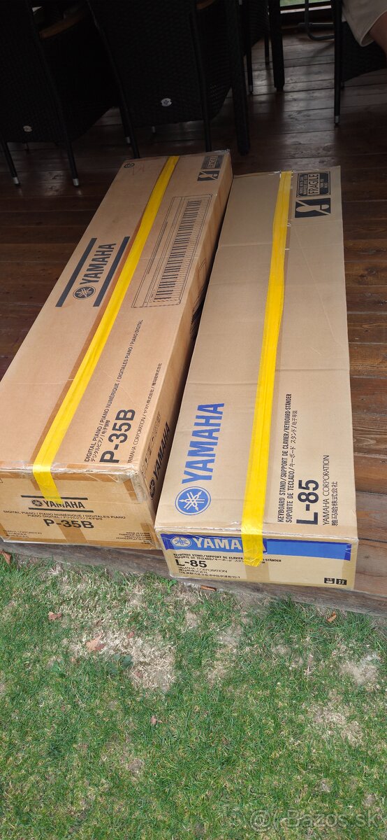 Yamaha P-35B