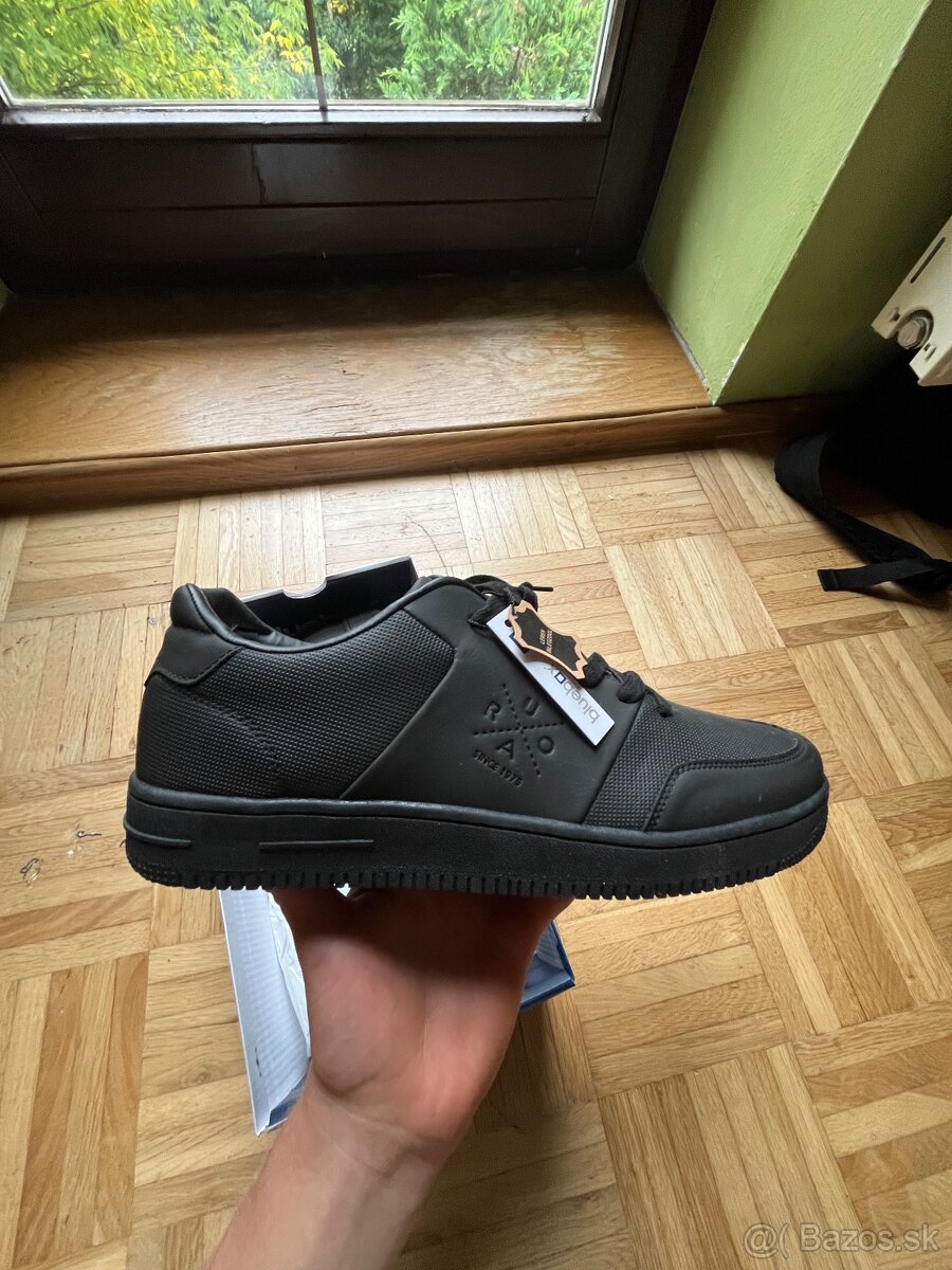 Bluebox topánky 47