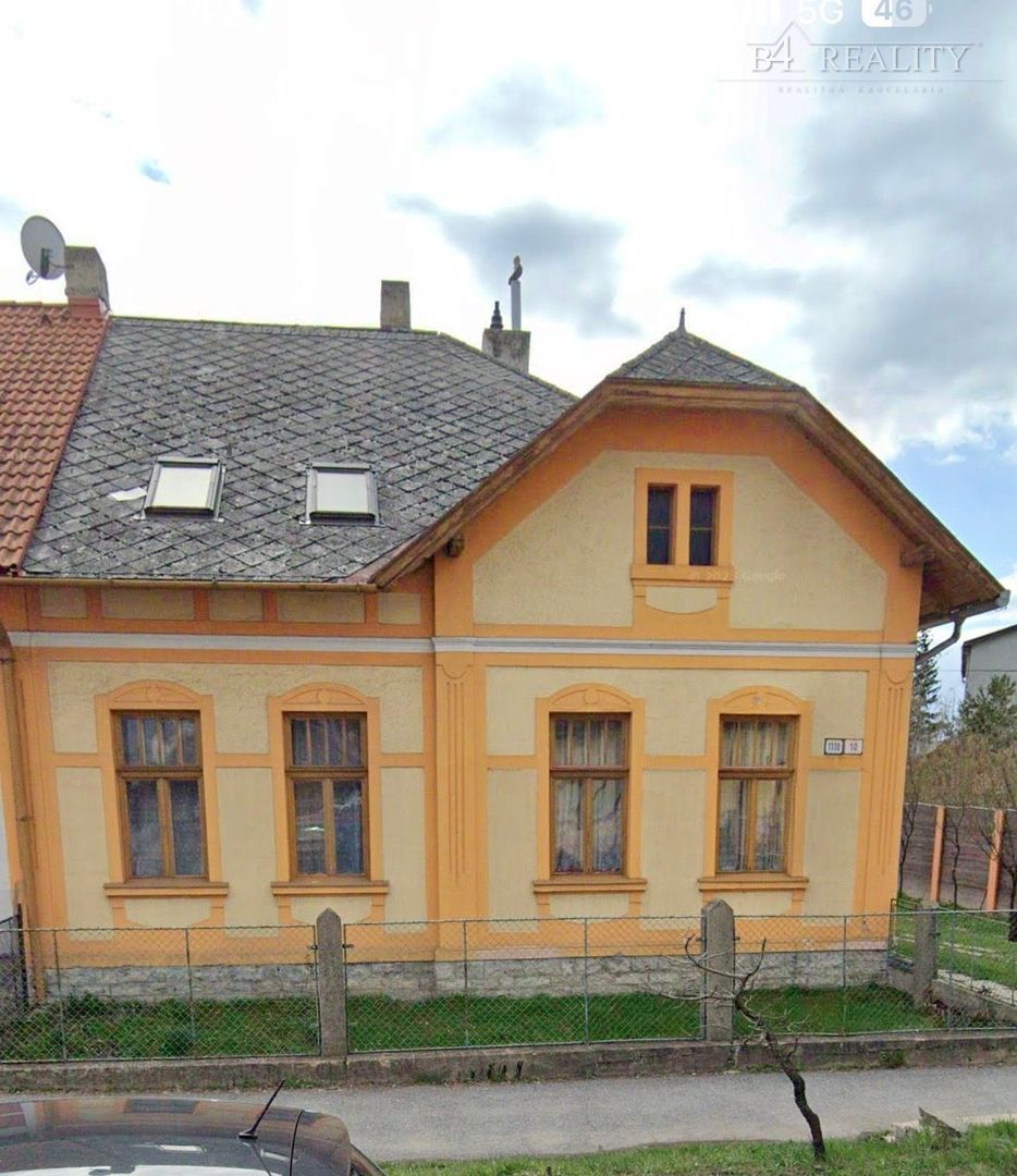 Na predaj dom v pôvodnom stave, pozemok 847 m2, Železničná