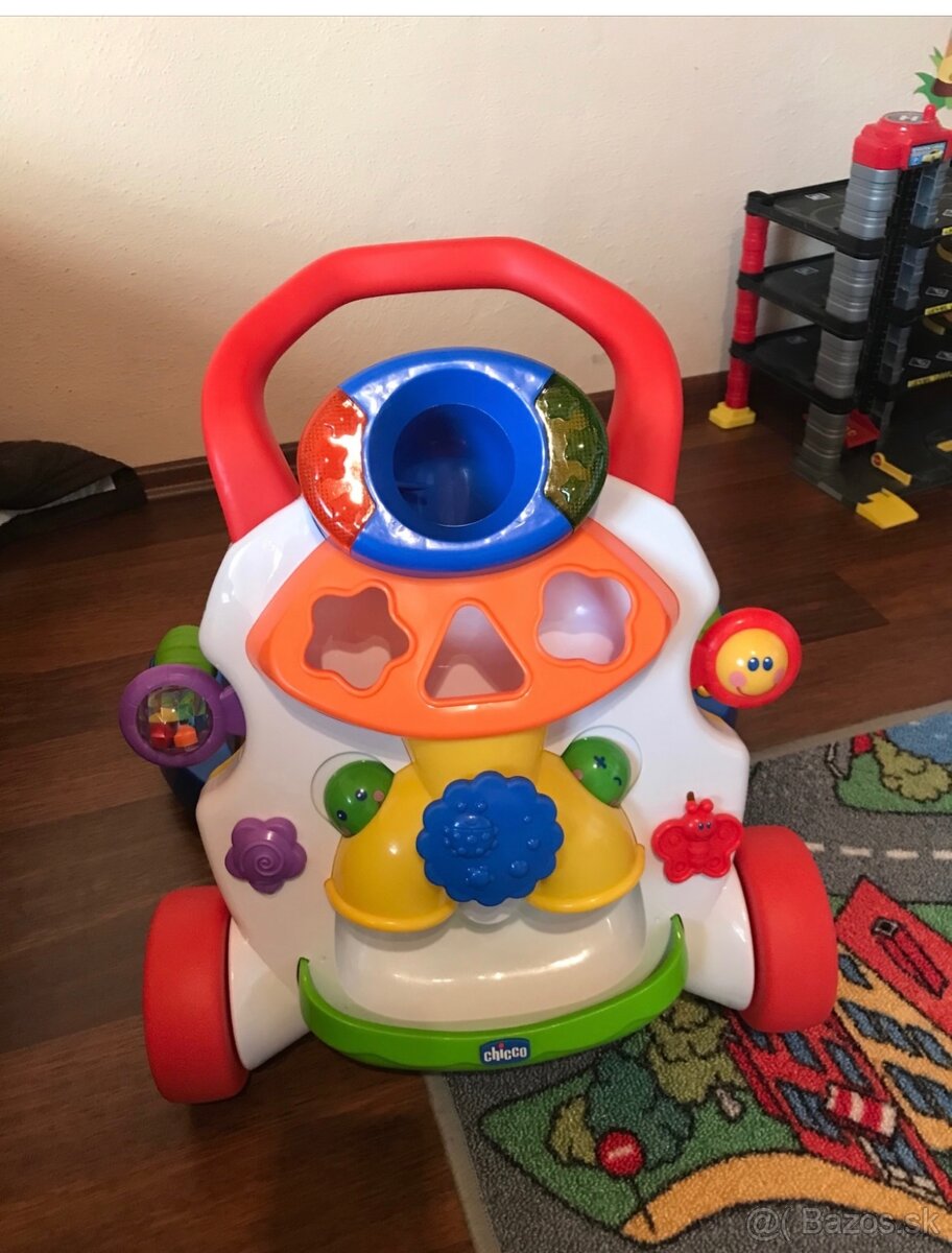 Chicco choditko