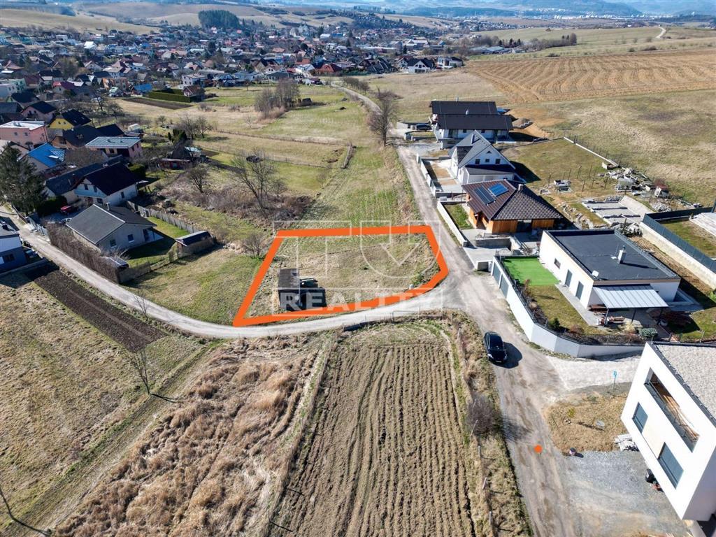 Lukratívny stavebný pozemok vo Višňovom