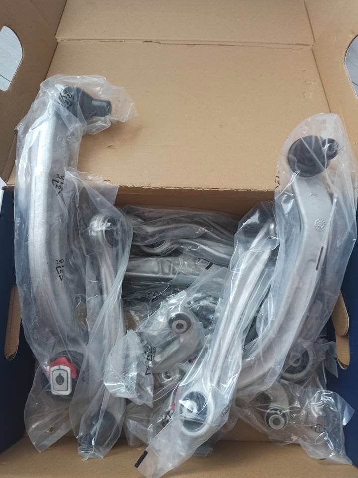 12-dielna sada ramená Audi A4 b6, A4 b7, Exeo