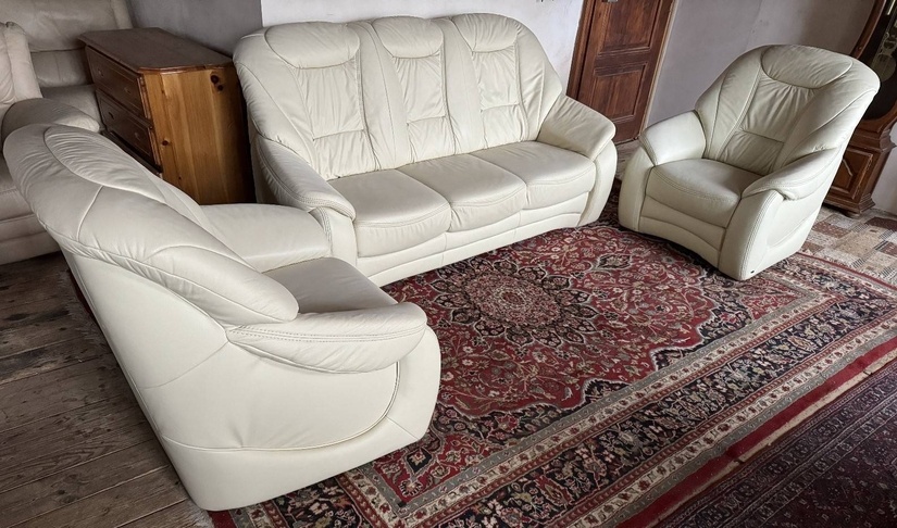 Luxusní kožená sedací souprava 3+1+1, 4384