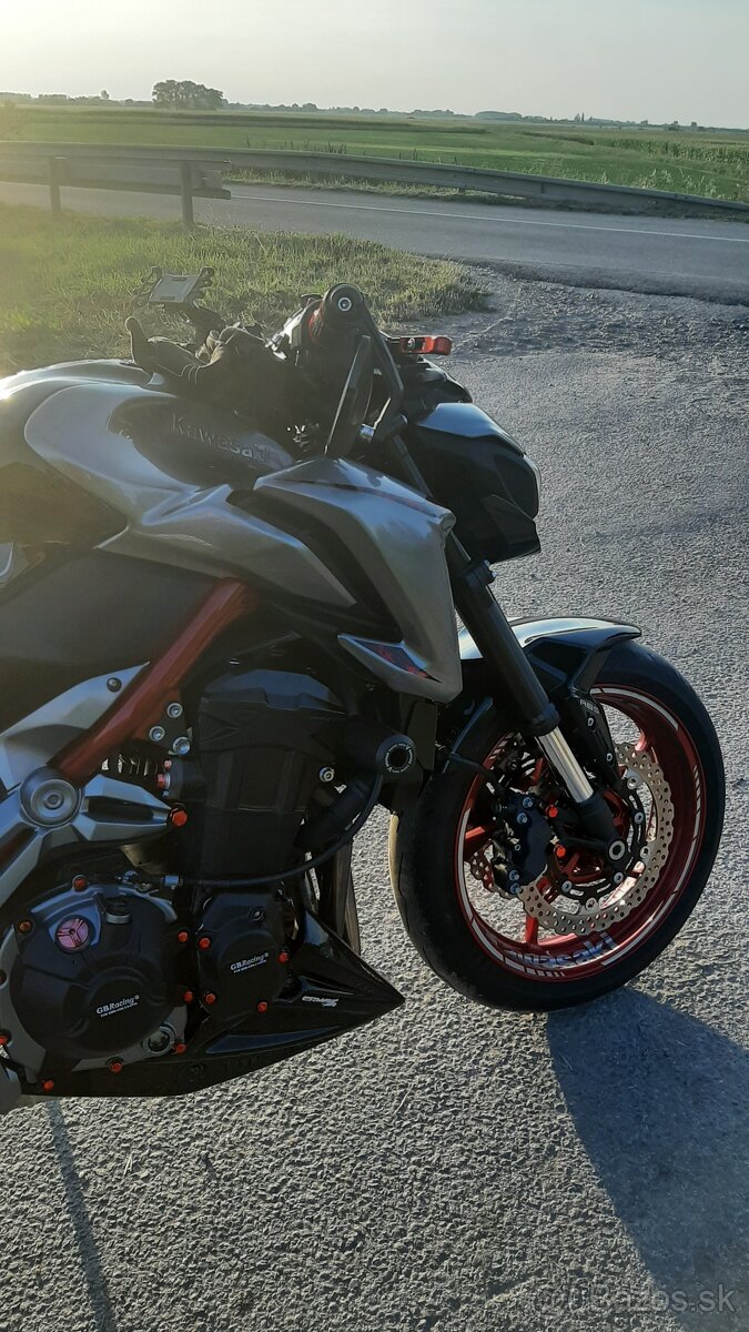 Kawasaki Z900