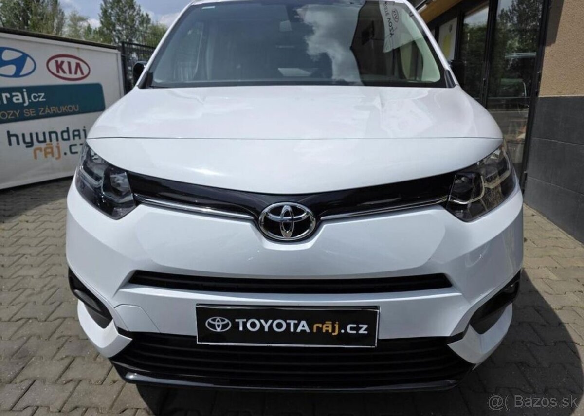 Toyota Proace City Verso 1.5-LONG-ÚPRAVA VOZÍČKÁŘ ZTP