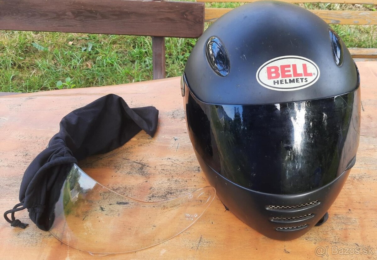 Prilba Bell používaná XL