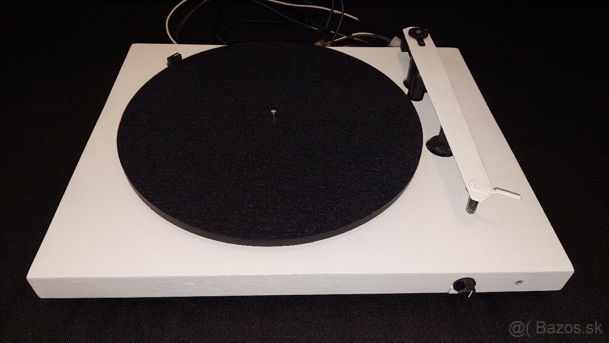 Predam Gramofon prerobeny nc 470 a nad 5120