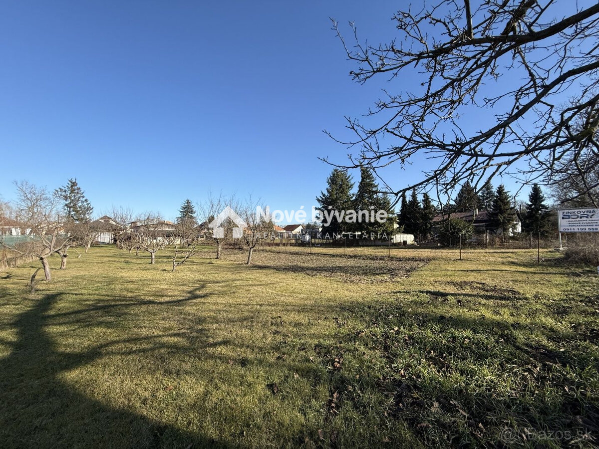 Top cena,na predaj pozemok-Želiezovce/Svodov(N157-14-FRADE)