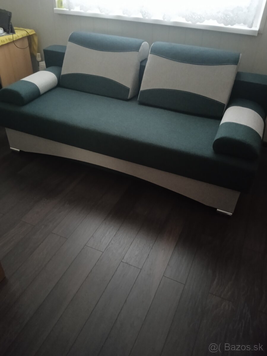 Predám novú sedačku.