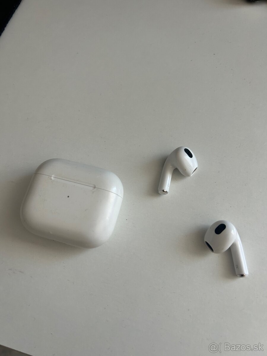 AirPods 3 - používané