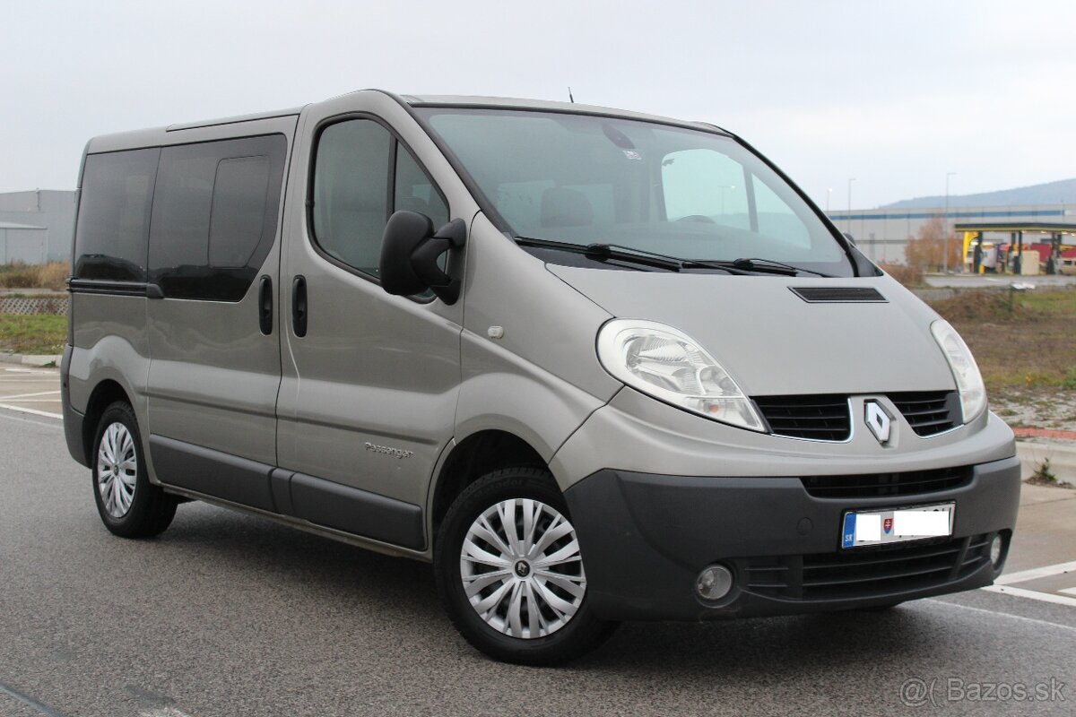Renault Trafic 2.0DCI 84kw 9 miestne Top Stav