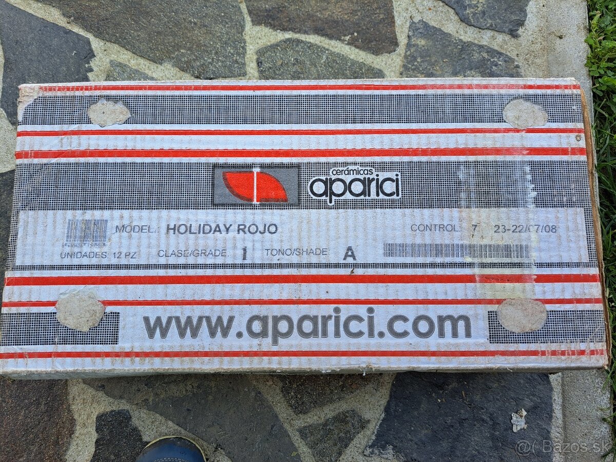 Obklad APARICI HOLIDAY ROJO