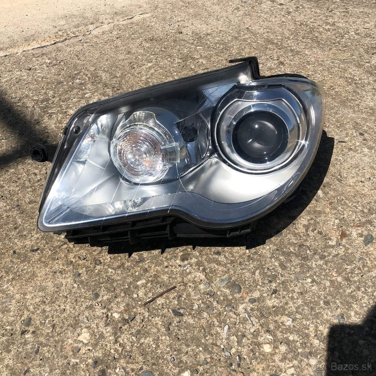 xenon bi-xenon vw touran levy svetlo leve jednotka