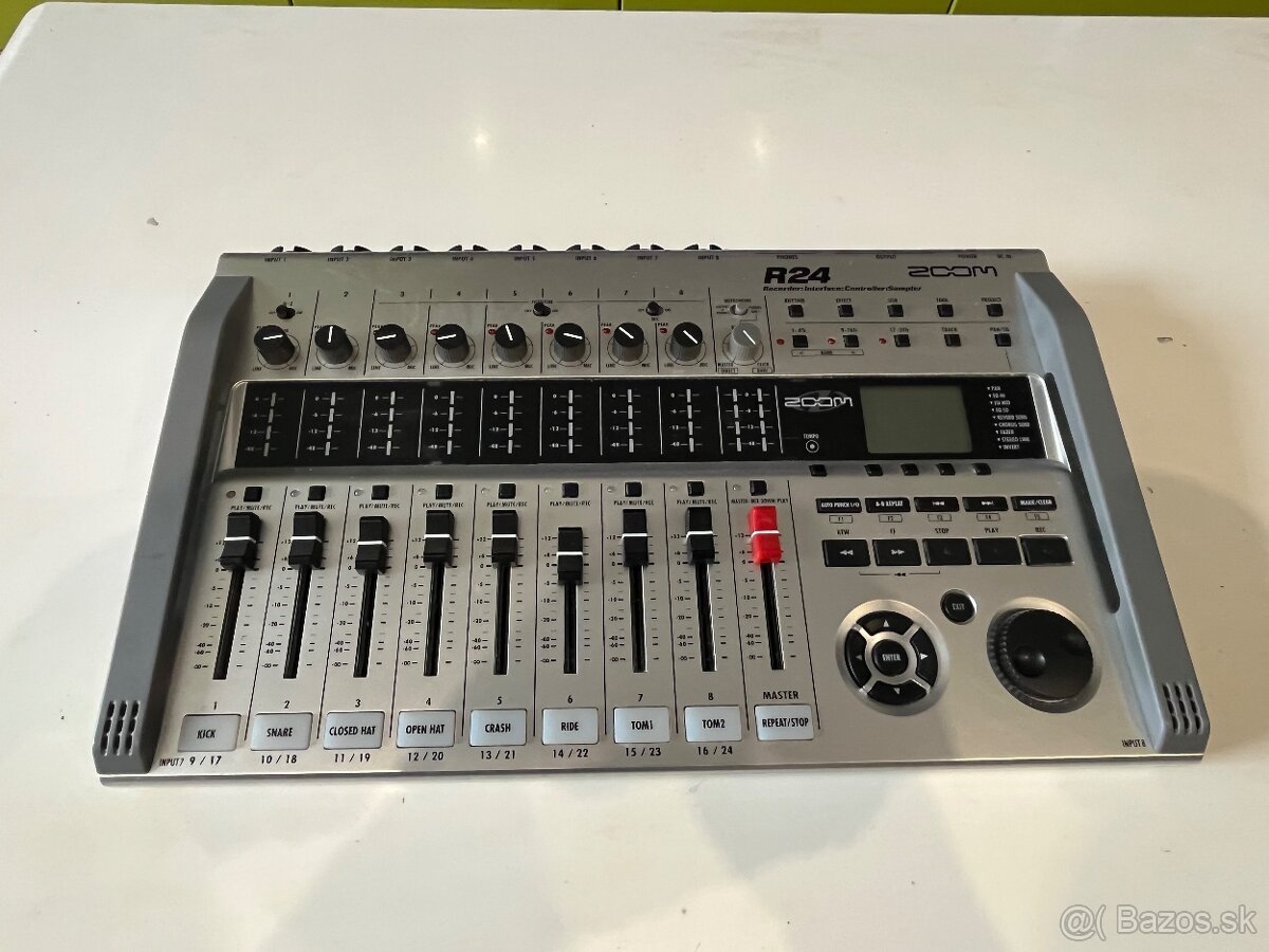 Predam Zoom R24