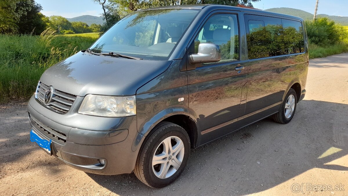 Volkswagen T5 Caravelle 2,5 TDI - 96kw Comfortline