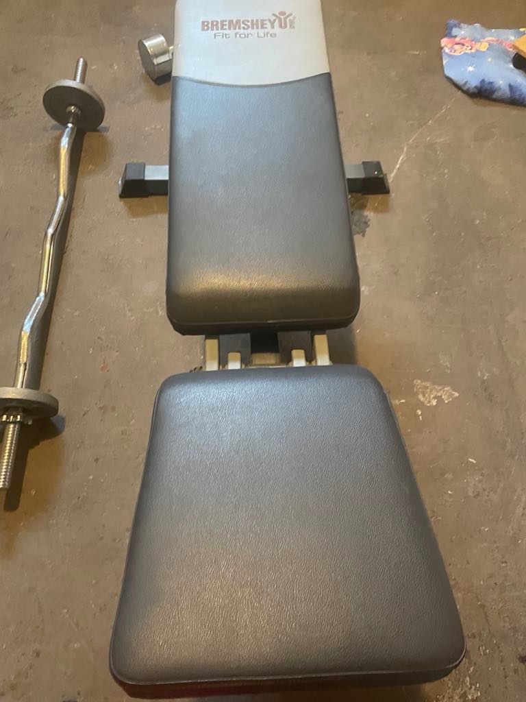 predam fitnes lavice  činky tyče  zavazie