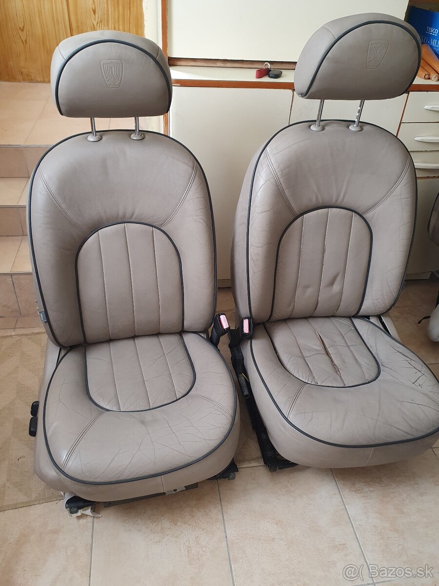 Rover 75 sedačky