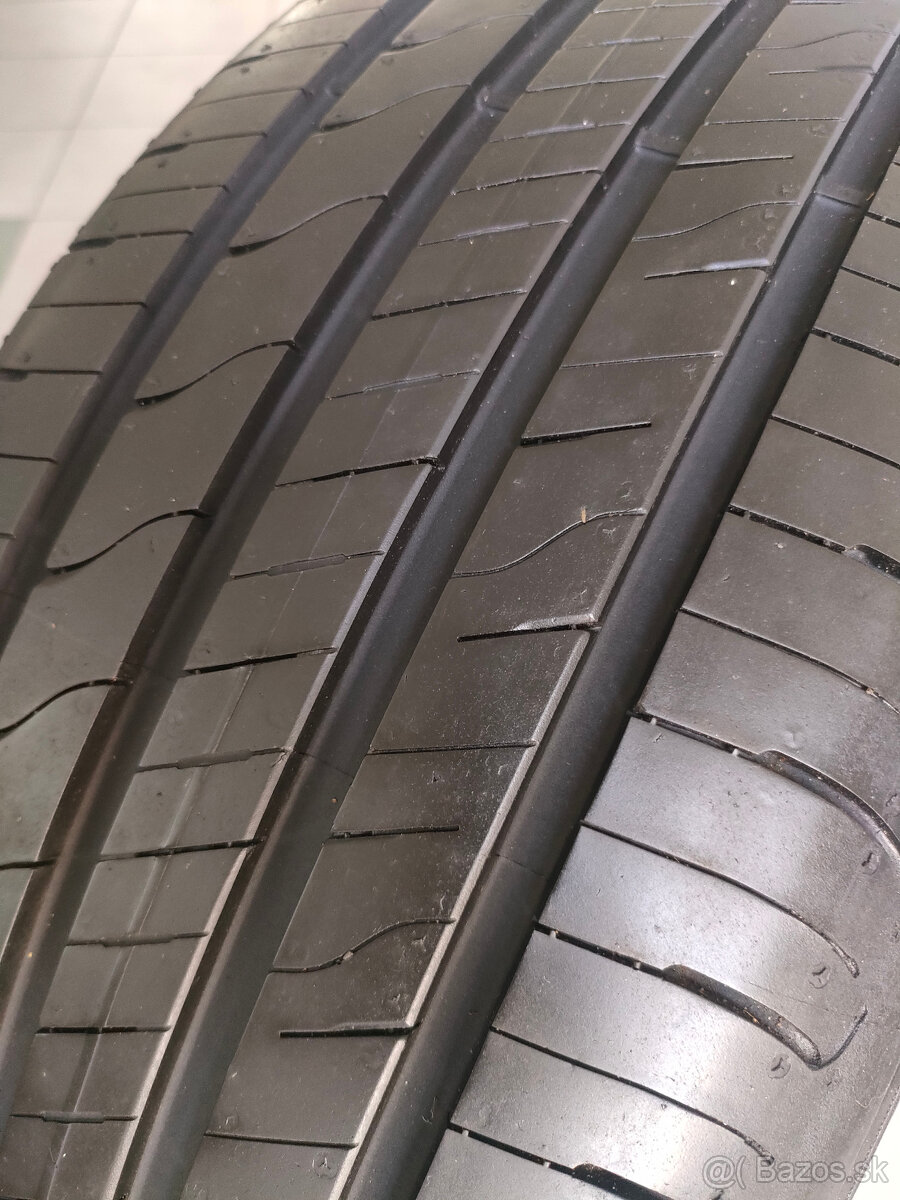 Pneumatiky 215/55 R17 98V EfficientGrip GOODYEAR
