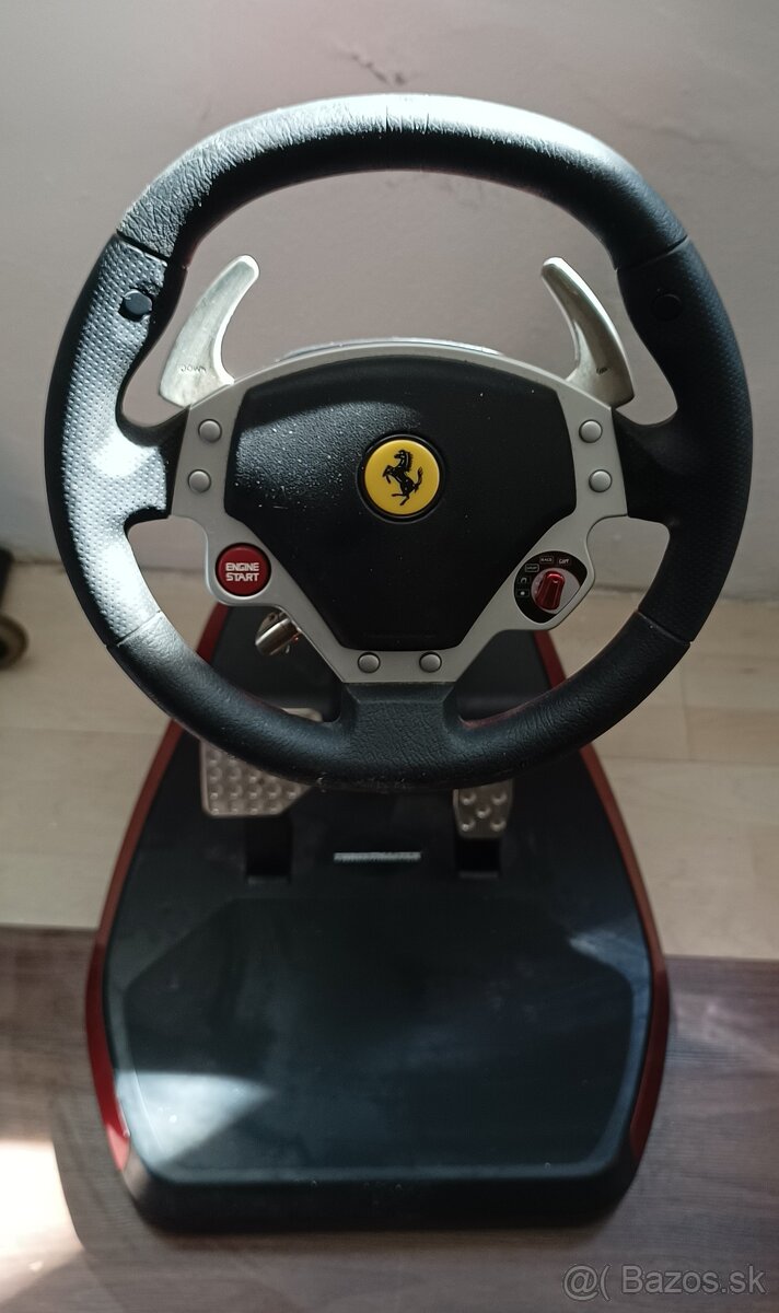 Thrustmaster Ferrari wireless volant, pedale