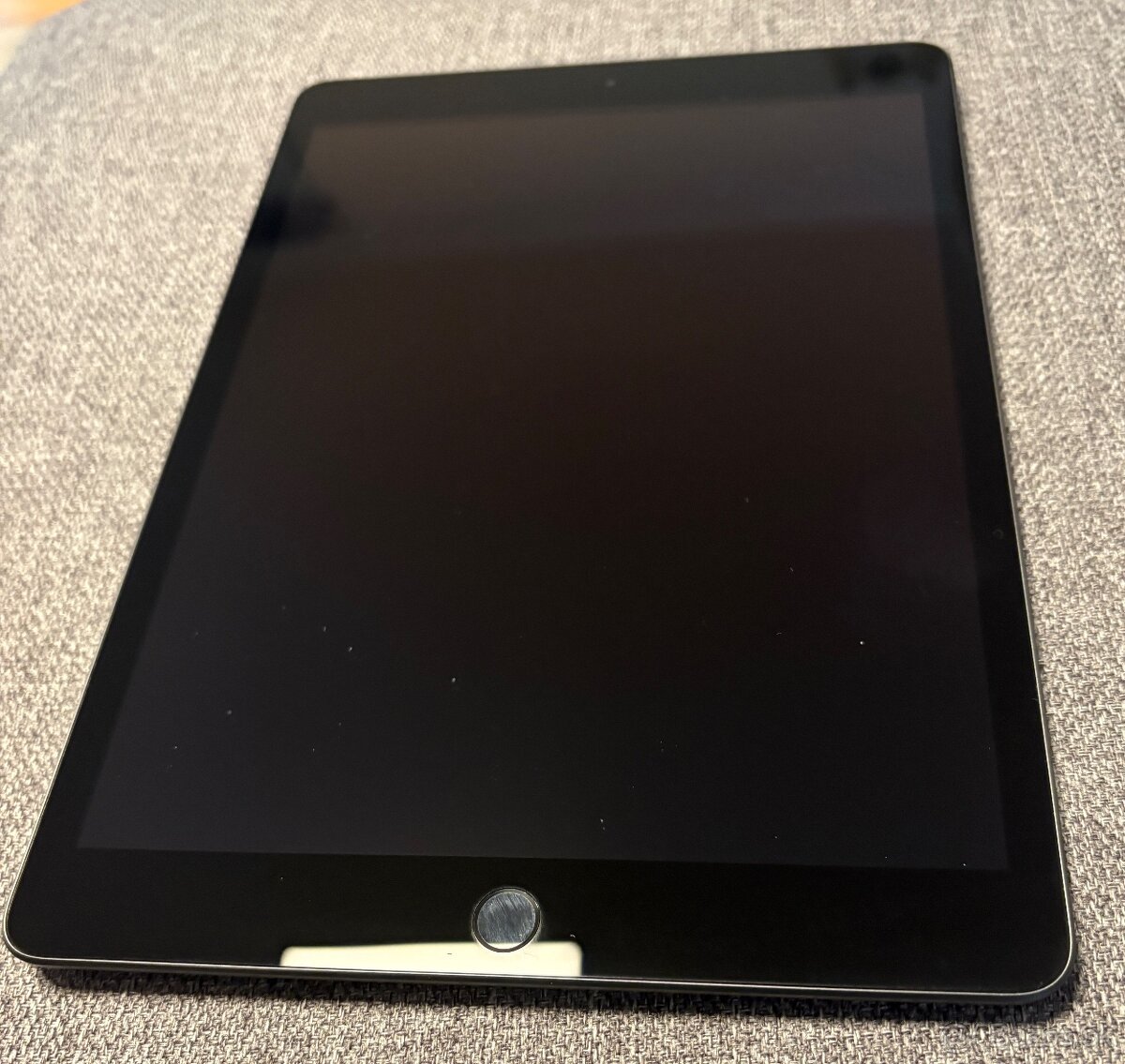 Apple iPad (8. generácia) Wifi 32 GB