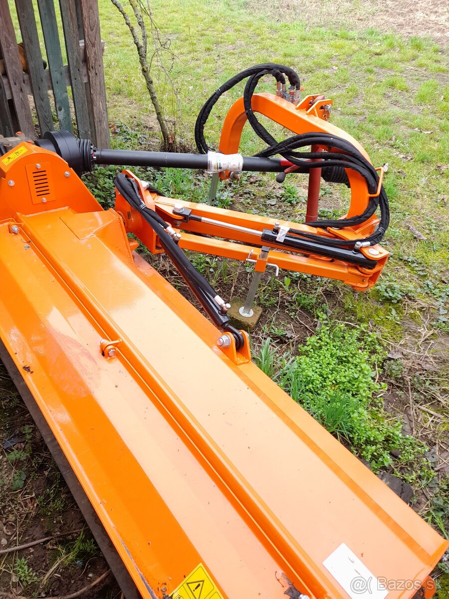 Priekopovy kladivkovy svahový mulčovač 165cm za traktor