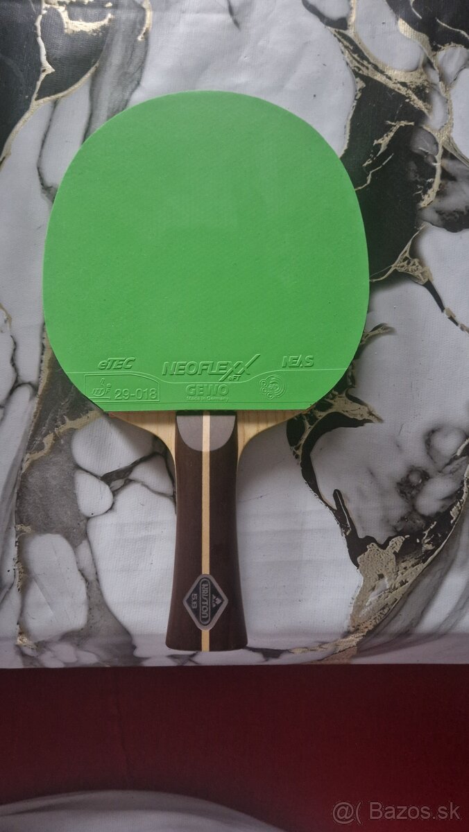 Raketa na stolný tenis