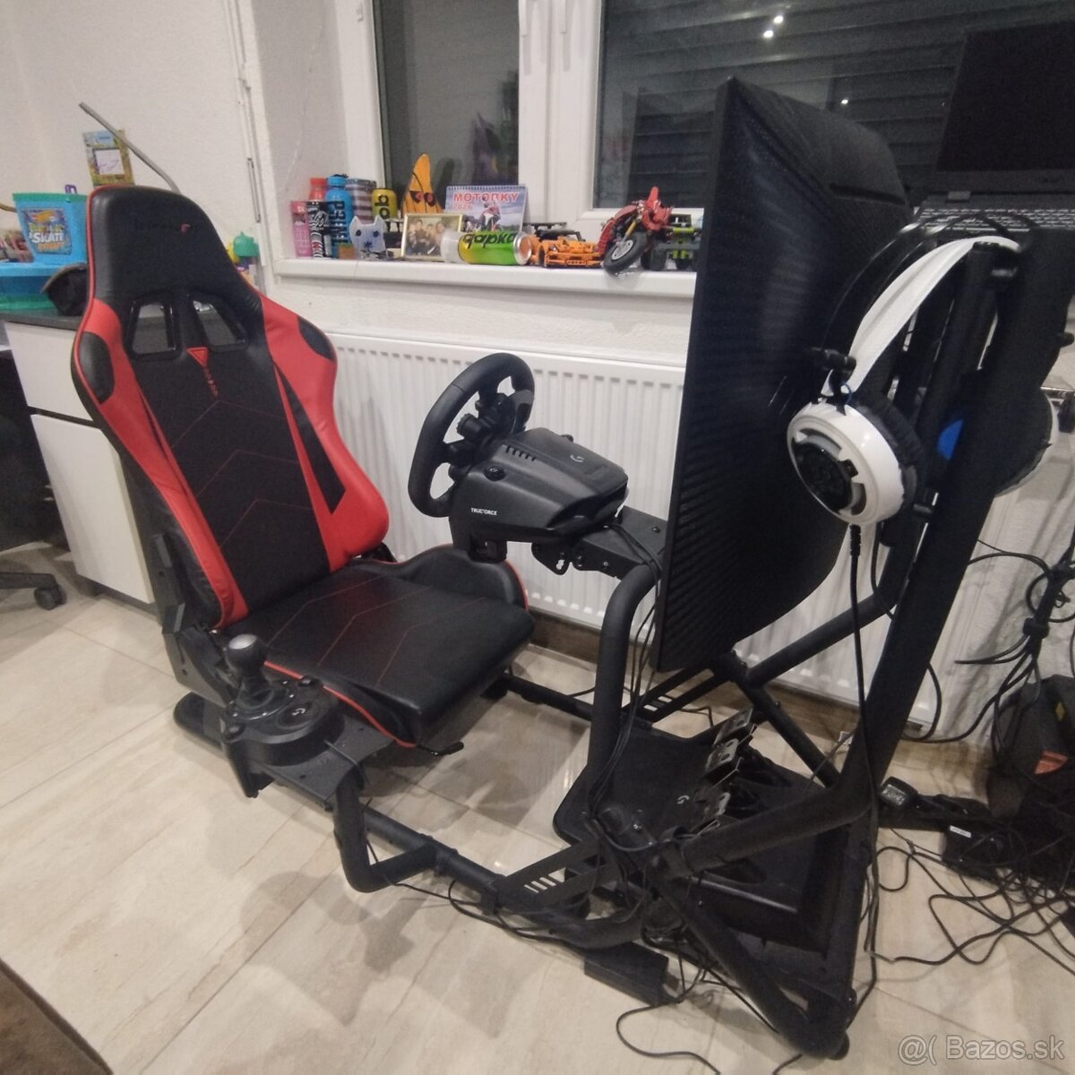 Na predaj pretekársky set