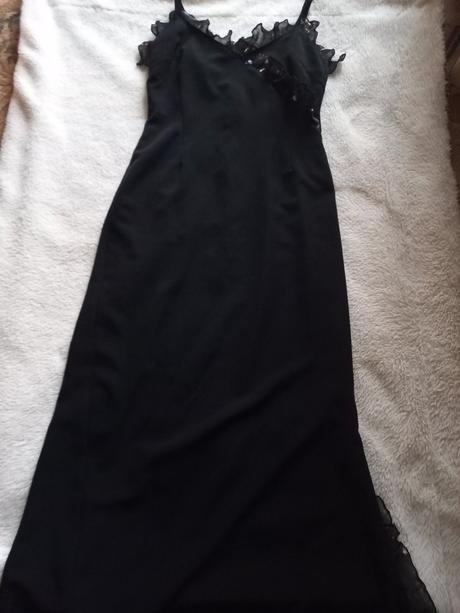 Dlhé spoločenské šaty