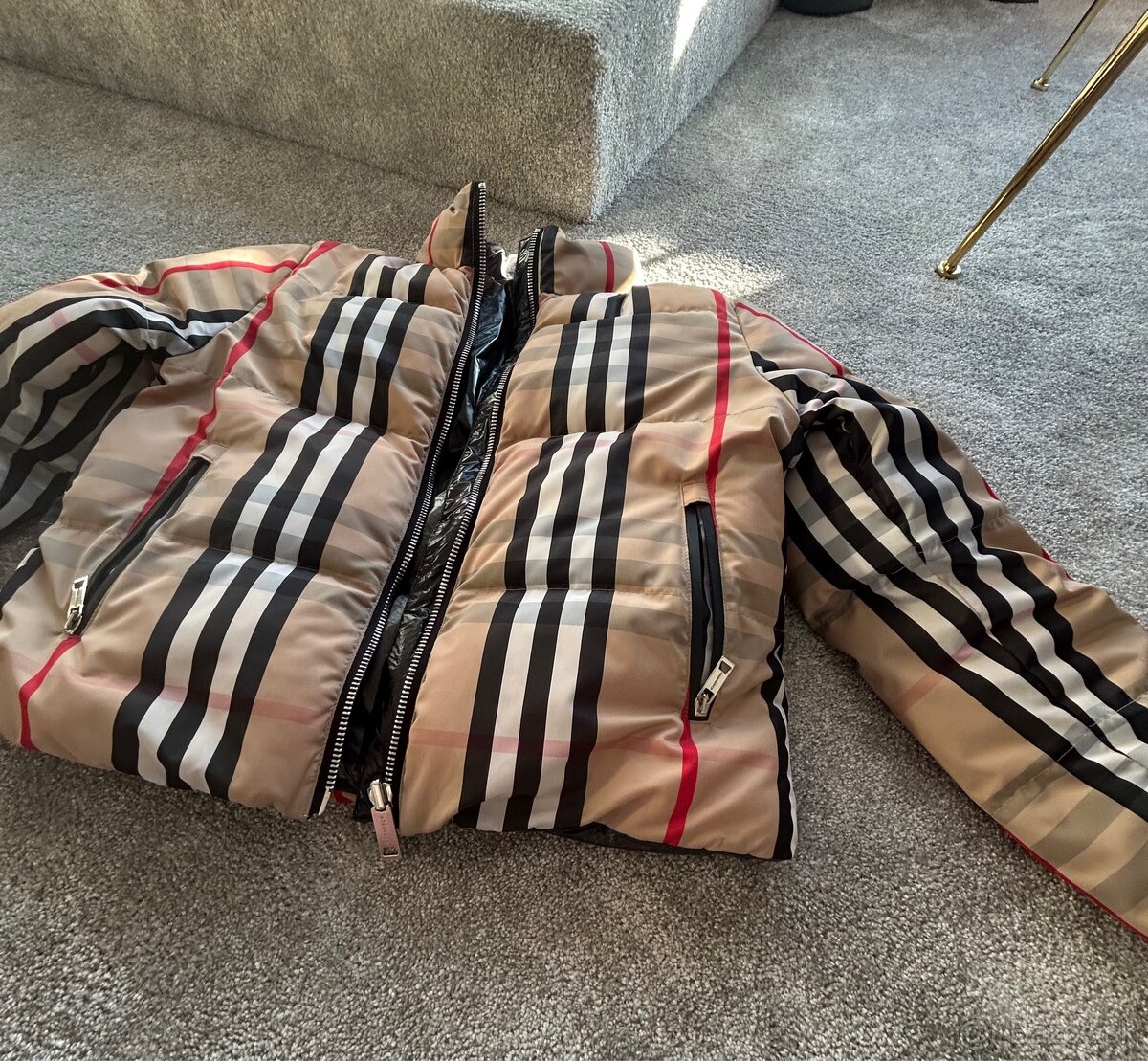 Burberry bunda L