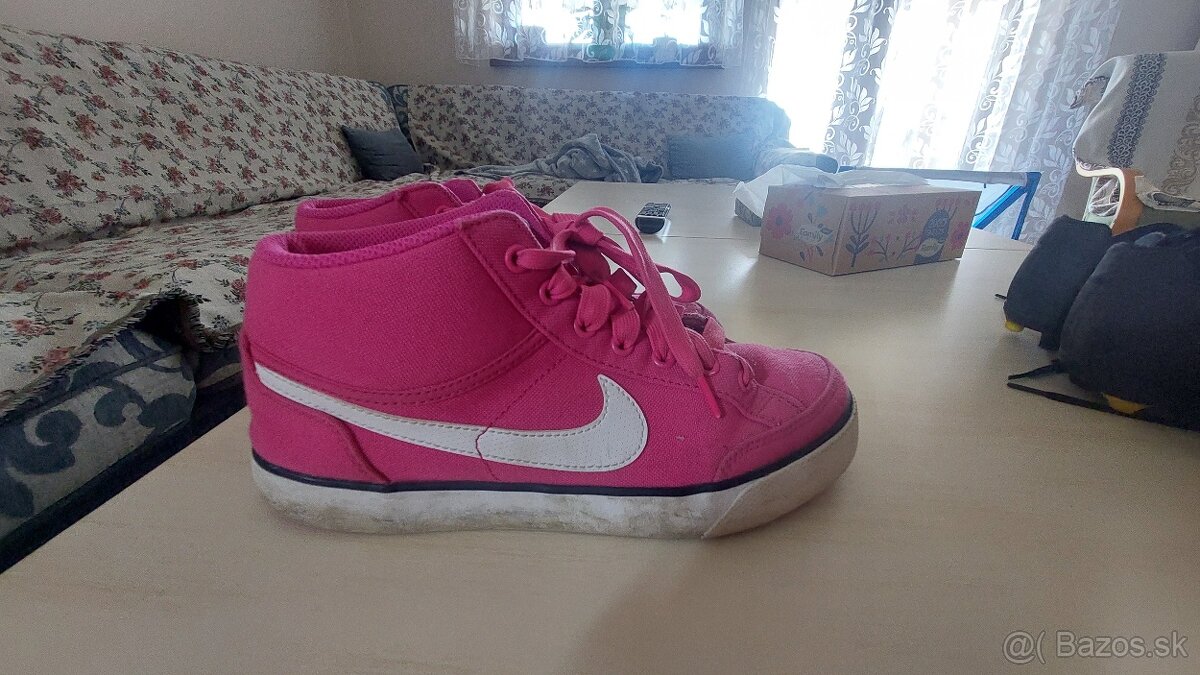 Predam tenisky Nike v.36,5