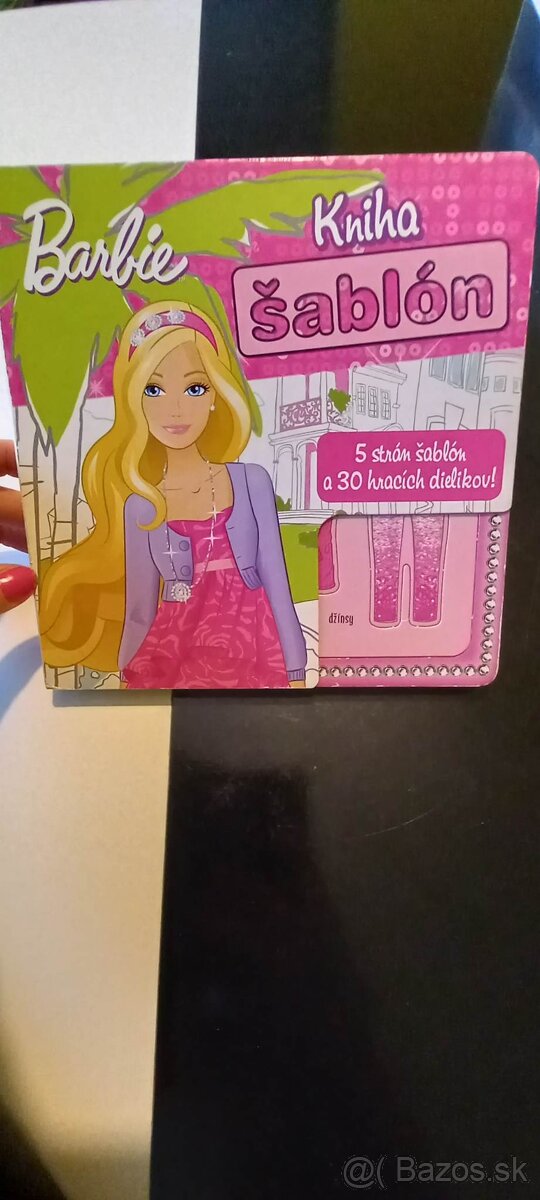 Barbie kniha šablon