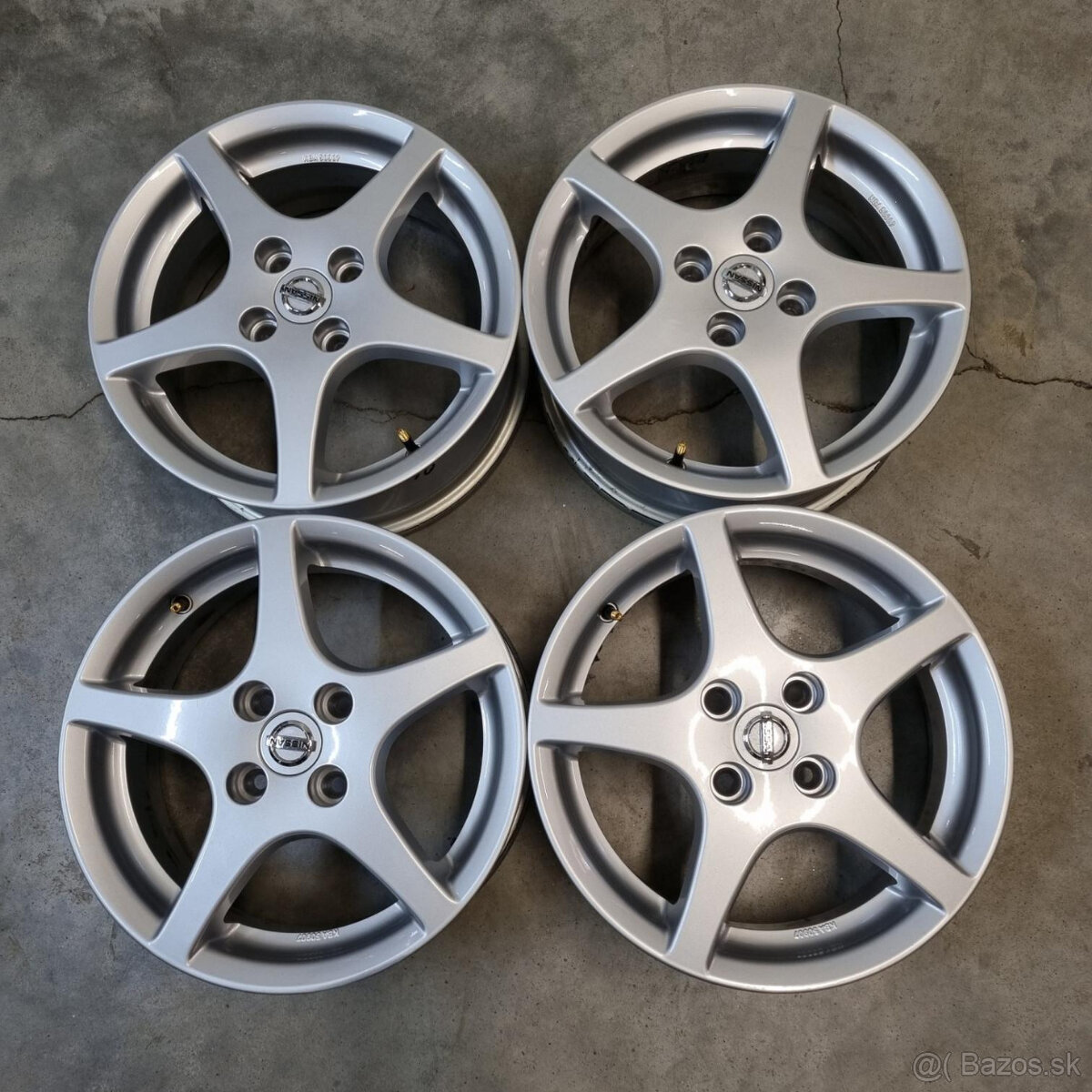 Hliníkové NISSAN disky 4x100 R15 6J ET50