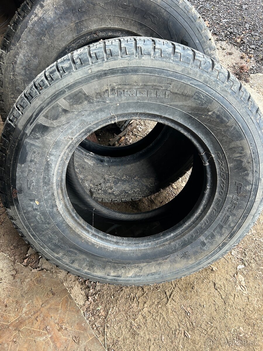 265 70 r16 Pirelli 2kusi