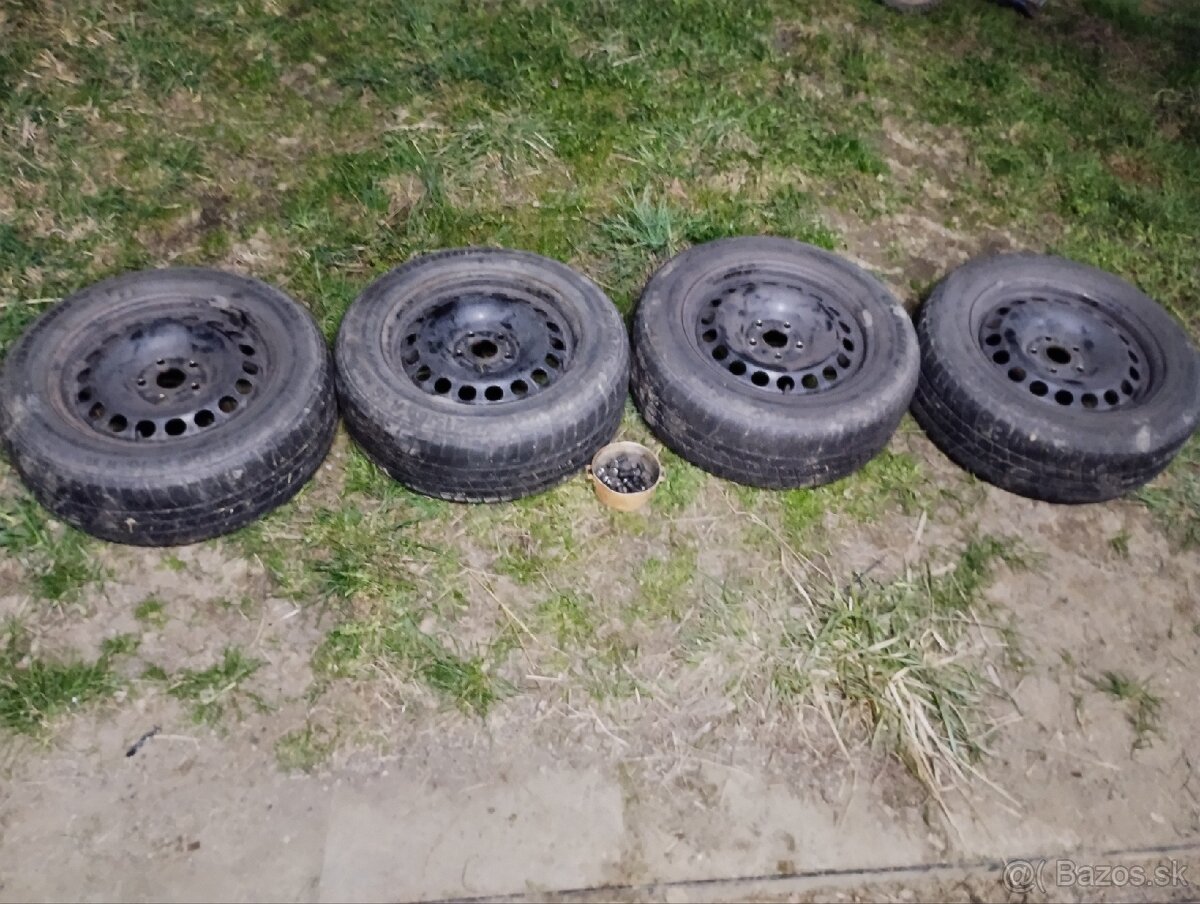 Kolesá 215/60 R16