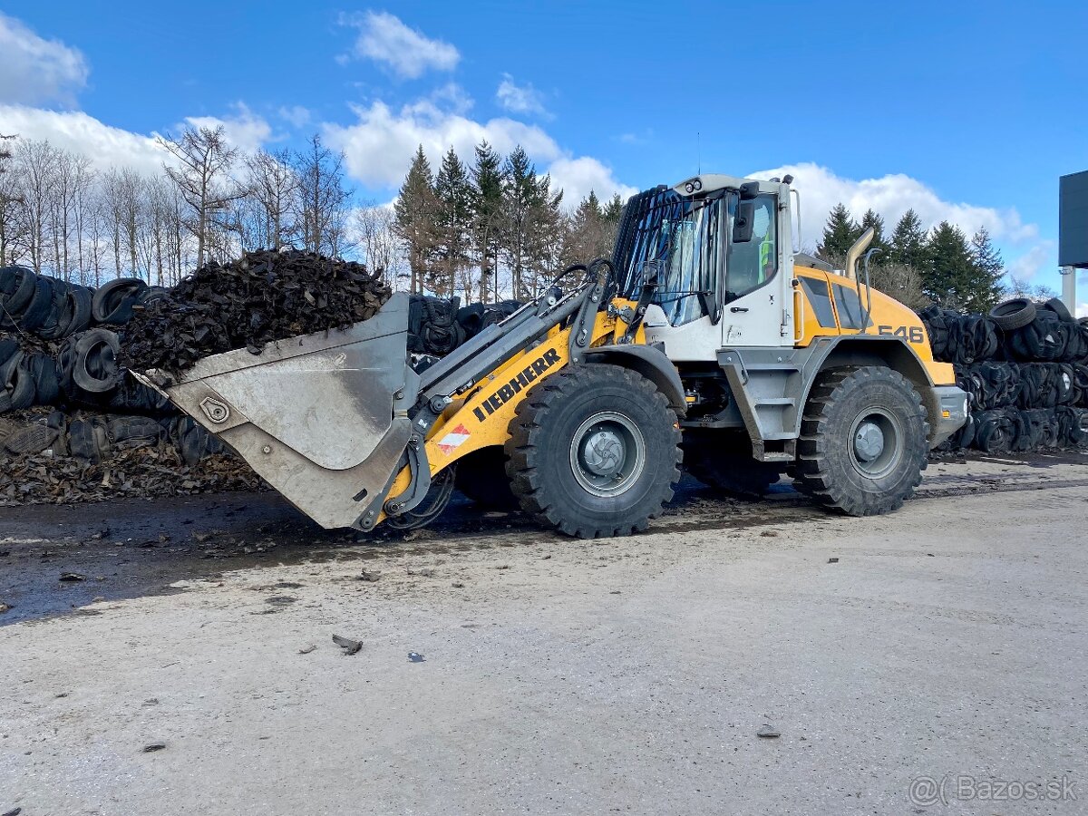 Nakladač LIEBHERR