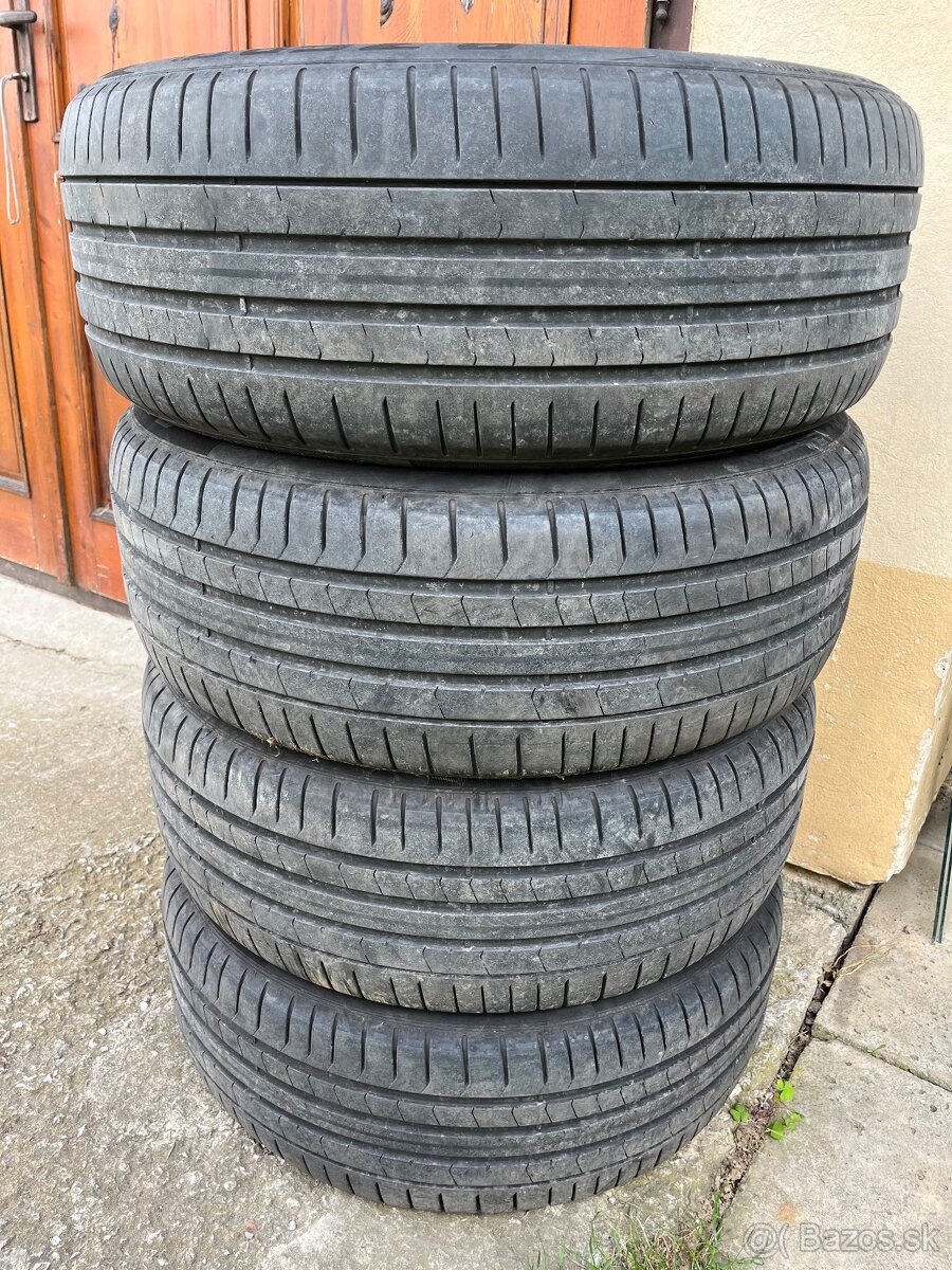 Predám pneumatiky Pirelli 245/45R20