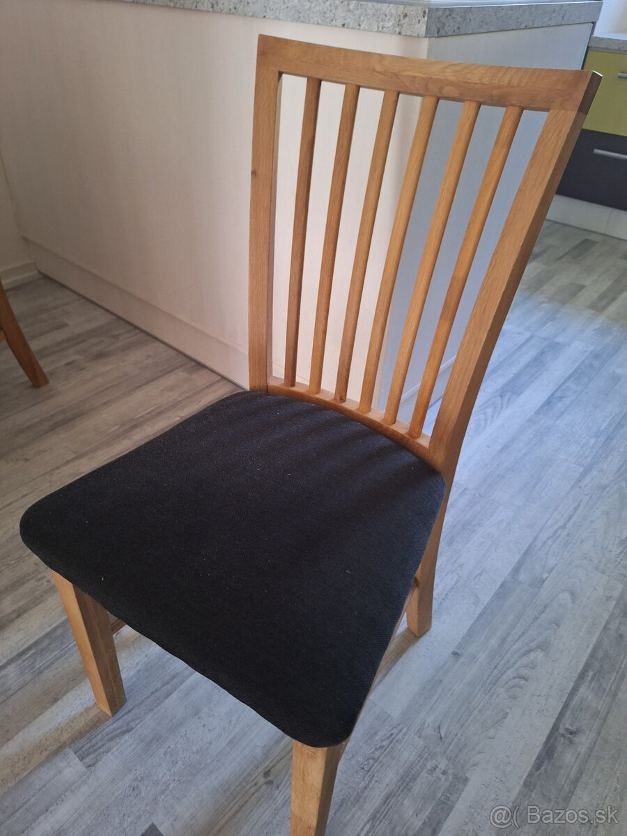 3x kuchynská stolička, masív