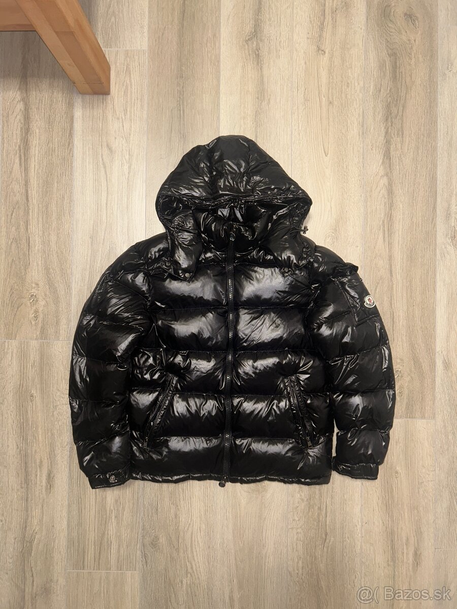 Moncler Bunda