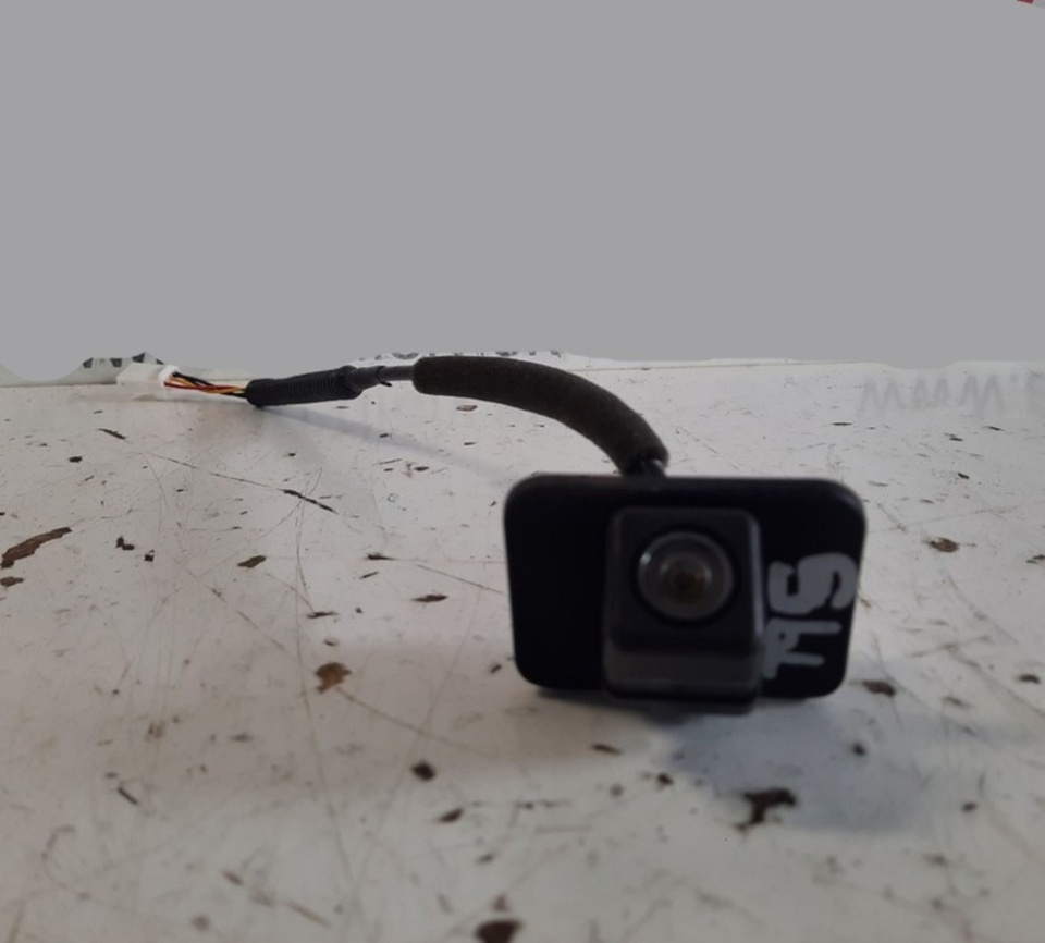 Predám cúvaciu kameru pre Mazda CX‑3 DB3R 67 RC0