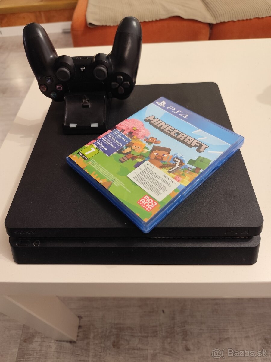 PS 4