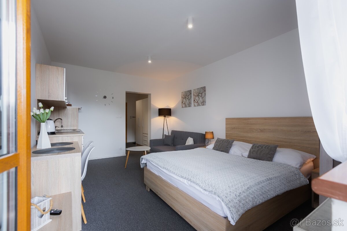 Kompletne zariadený apartmán v Bešeňovej